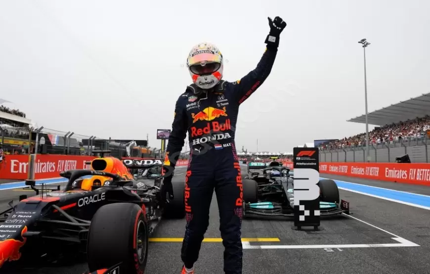 Max Verstappen, Japonya Grand Prix'sinin İlk İki Antrenmanında Zirvede