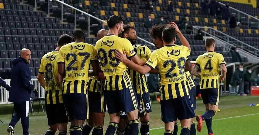 Fenerbahçe, RAMS Başakşehir'i 4-0 Mağlup Ederek Üstünlüğünü Sürdürdü