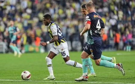 Fenerbahçe Süper Lig'de Mondihome Kayserispor'u 3-0 Mağlup Etti