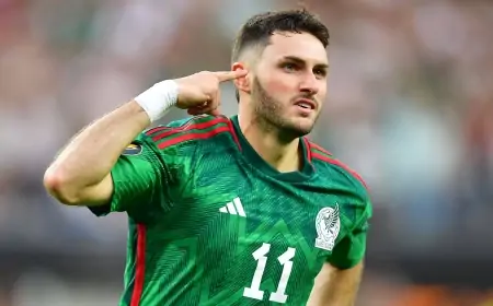 Galatasaray'a Dev Transfer! Meksikalı Golcü Hedefte...