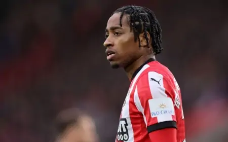 Galatasaray'da hedef Kyle Walker-Peters Oldu