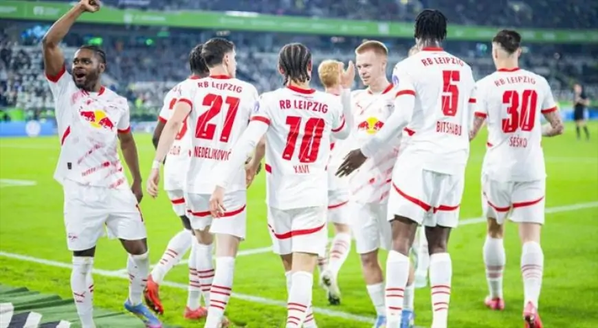 Liverpool ve Manchester United, Xavi Simons İçin Karşı Karşıya!