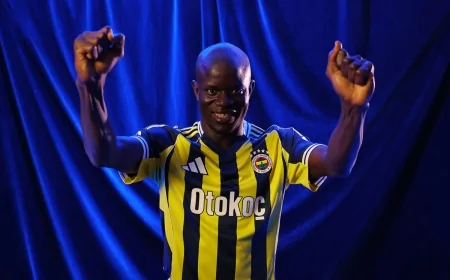 Fransız Yıldız N'Golo Kante Yine Deplasmanda Patladı!