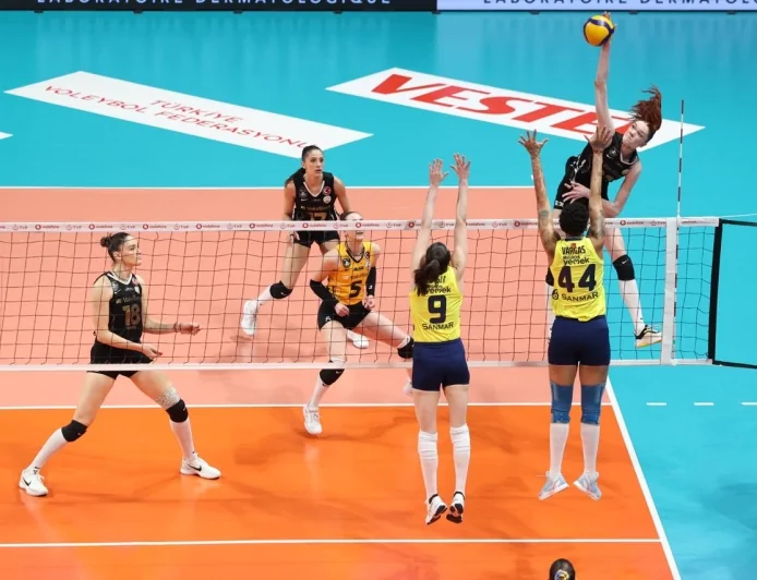 Vodafone Sultanlar Ligi’nde Final Heyecanı Devam Ediyor